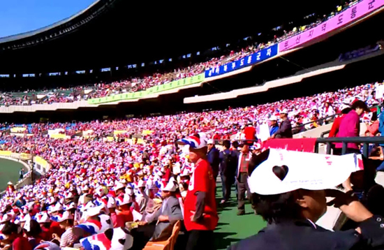 20111012_ilchi-lee-blog-gaechunjul-crowd