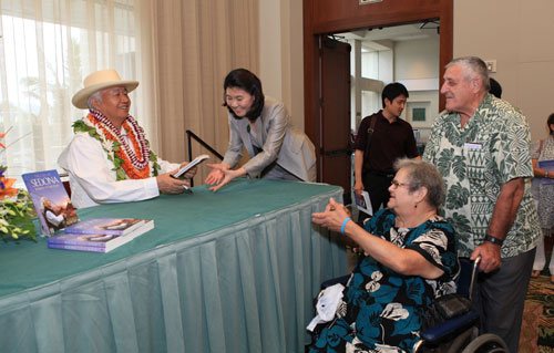 Hawaii Power of Meditation book signing Hawaii Power of Meditation book signing